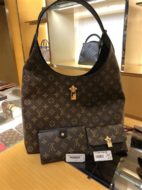 can you buy discontinued louis vuitton in paris|louis vuitton handbags in paris.